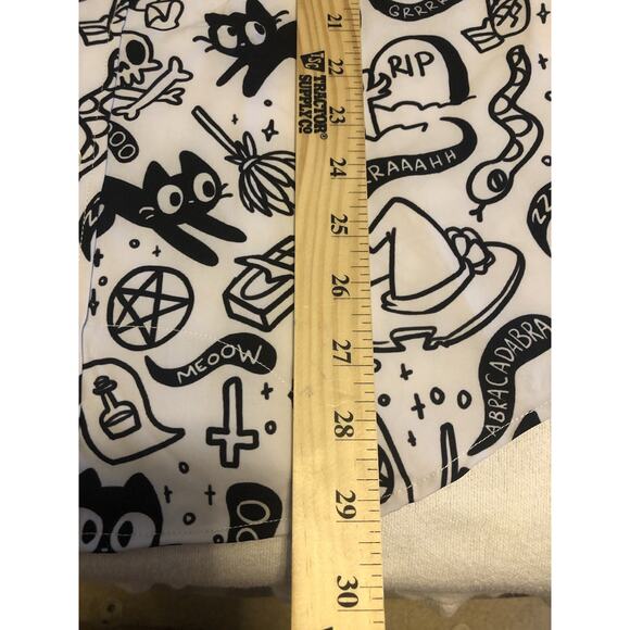 Project Good Shirt Mens S White Fun Print "Sup, Witches?" Halloween Spooky NWT - Picture 7 of 13